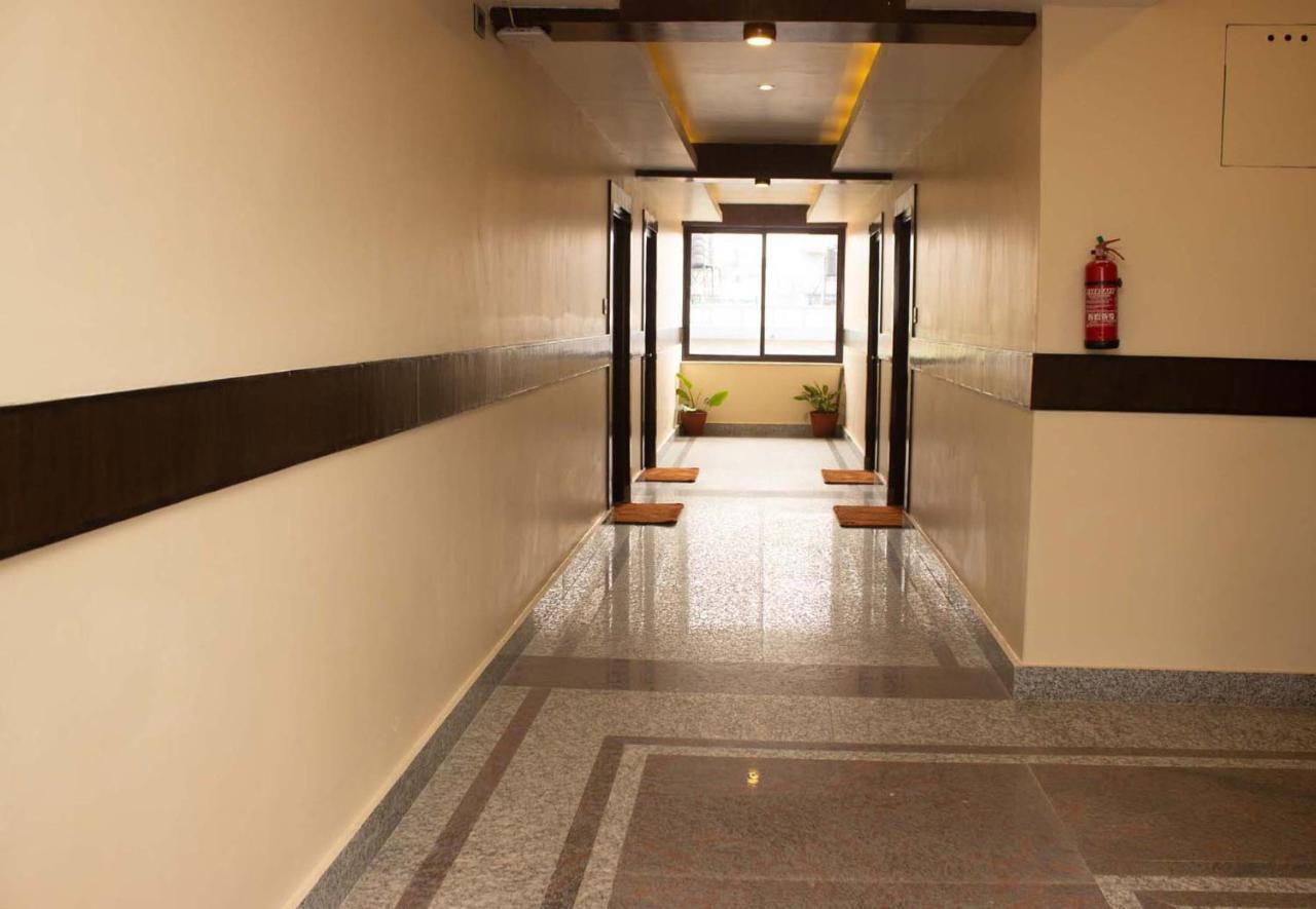 Hotel Silverline Pokhara Exterior foto
