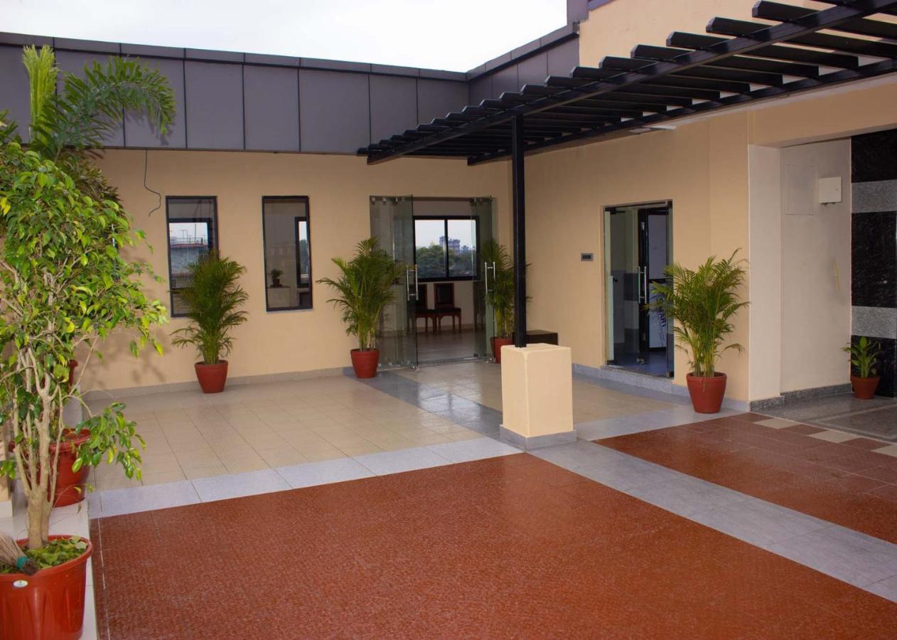 Hotel Silverline Pokhara Exterior foto