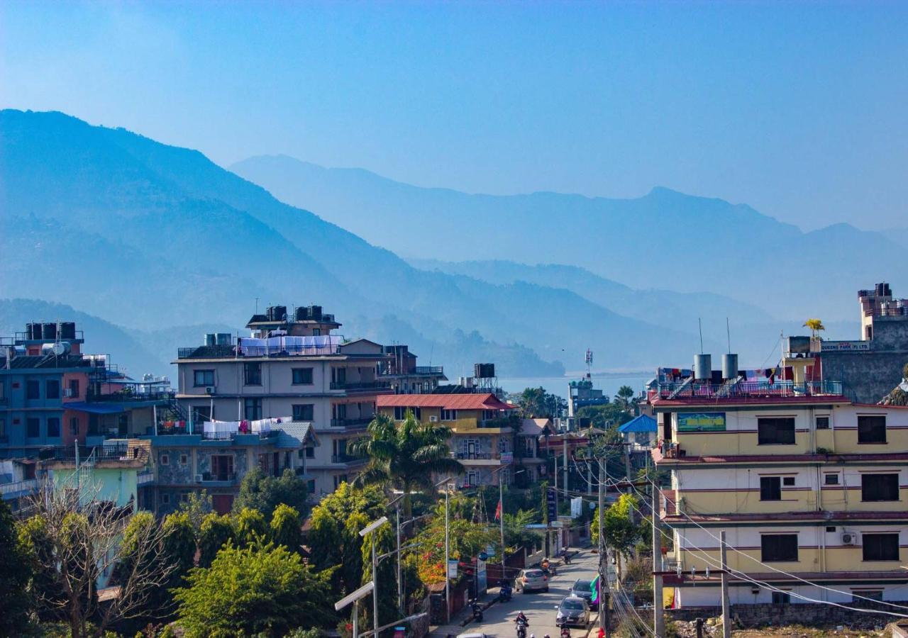 Hotel Silverline Pokhara Exterior foto