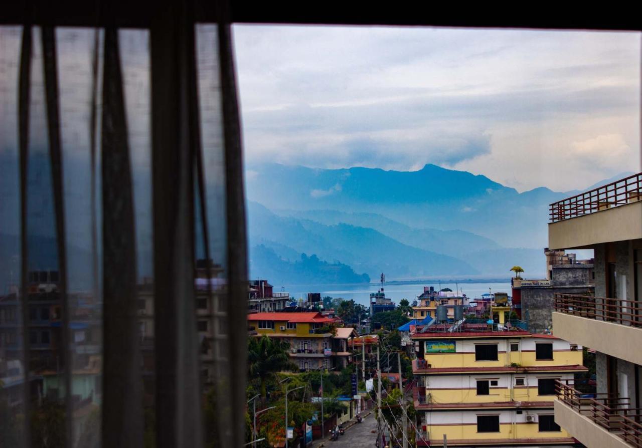 Hotel Silverline Pokhara Exterior foto